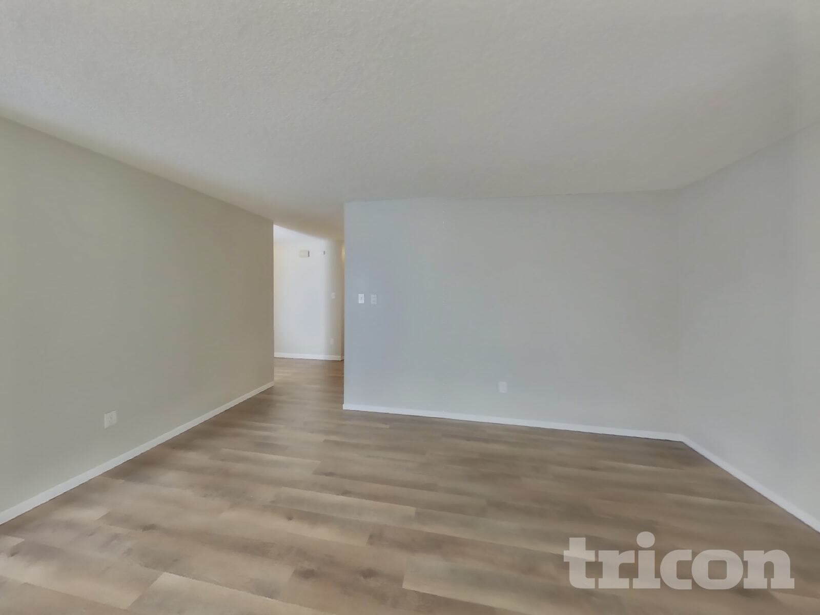 Building Photo - 3090 Santa Ana Dr