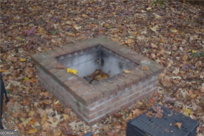 Building Photo - 43 Jessel Ln