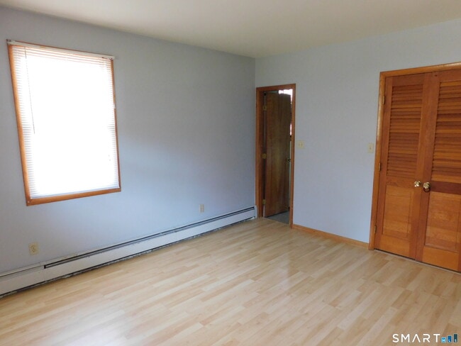 Building Photo - 4754 Madison Ave