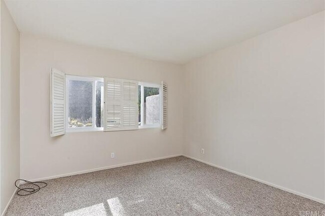 Building Photo - 1364 Orchard Cir