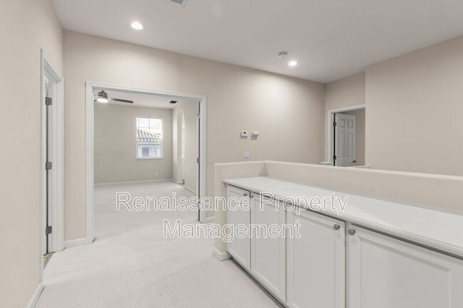 Building Photo - 2209 Gibralter Ln