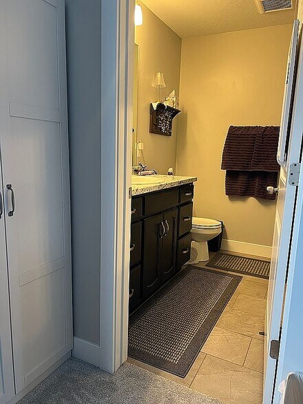 Building Photo - 846 W 3200 S