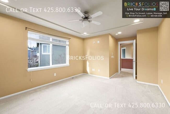 Building Photo - Picture Yourself Living in This East-Facing Bothell Home in the Northshore School District.