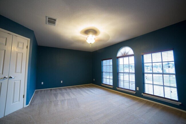 Building Photo - 3109 Sauls Dr