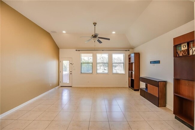 Building Photo - 2328 Lookout Range Dr