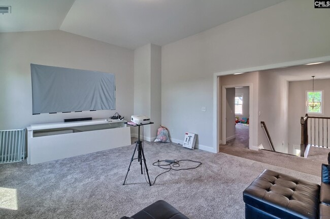 Building Photo - 558 Mahonia Rd