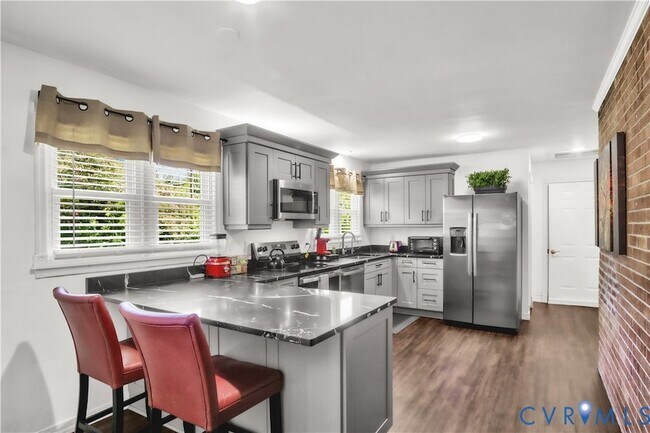 Building Photo - 104 Charles Dillard Ln