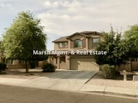 Building Photo - Beautiful 5 bedroom home with tons of livi...