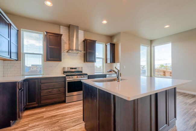 Building Photo - 3002 Comet St