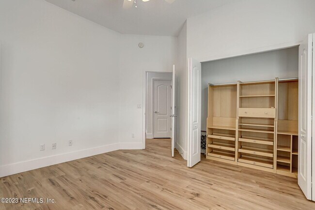 Building Photo - 140 Oceans Edge Dr