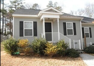 Building Photo - Available NOW!!   Spacious 2/2 Townhome in...