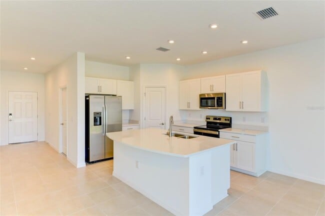 Building Photo - 5744 Haven Ter