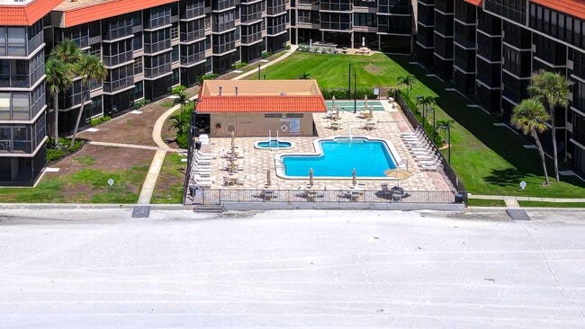 Building Photo - 17580 Gulf Blvd
