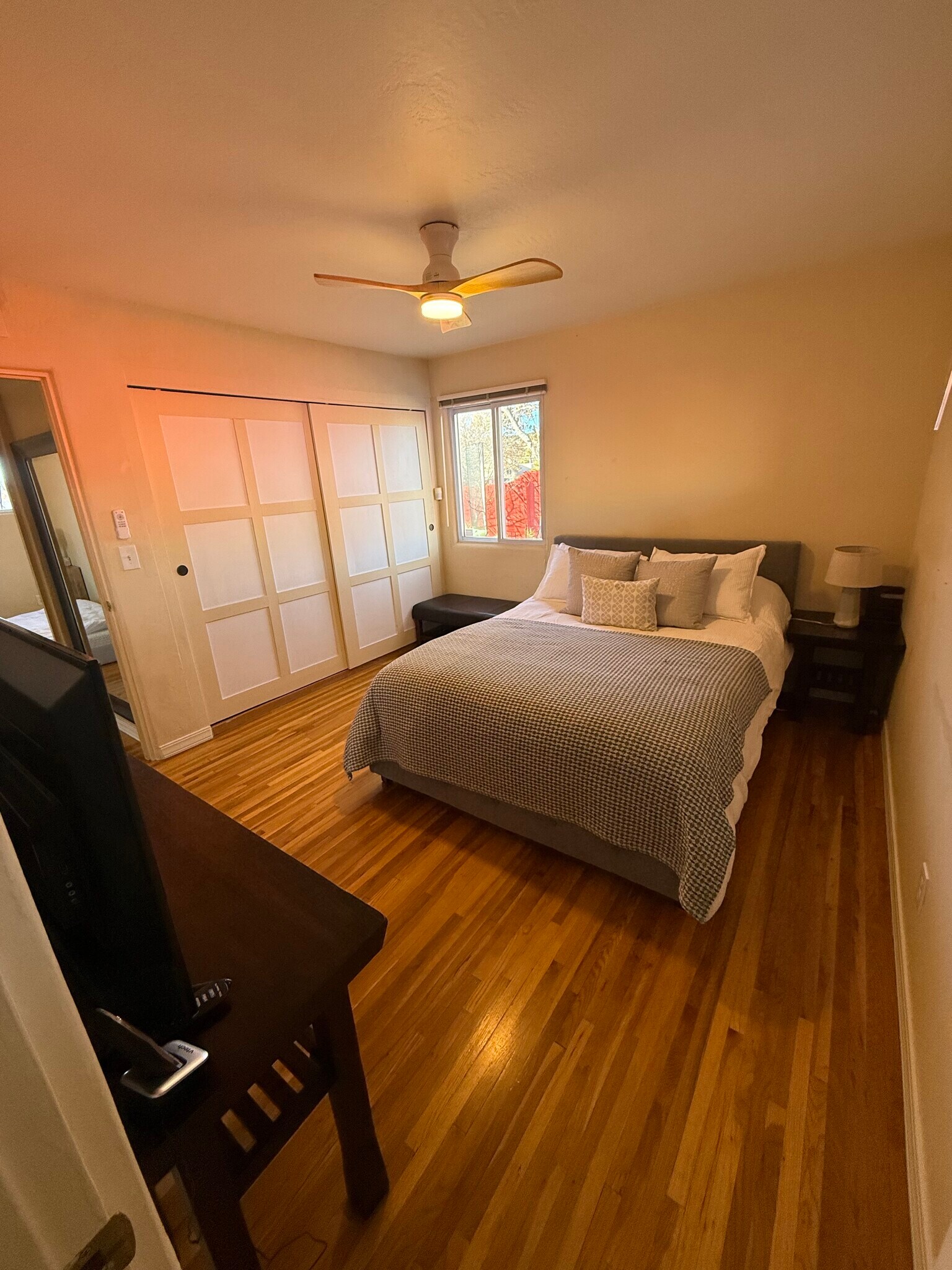 Building Photo - 1029 Cielo Azul St