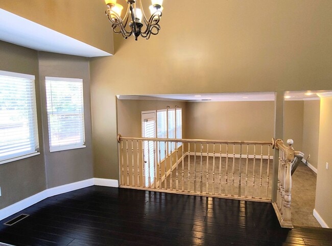 Building Photo - Great 4 Bd 3 Bath Home in Draper