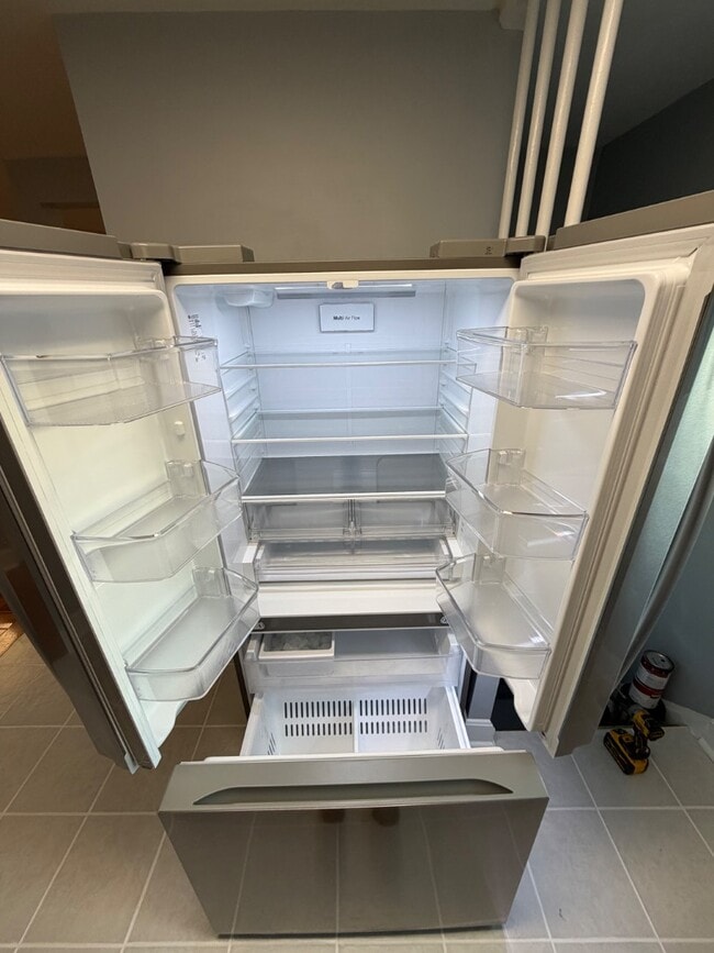 Building Photo - 336 Monohan Dr