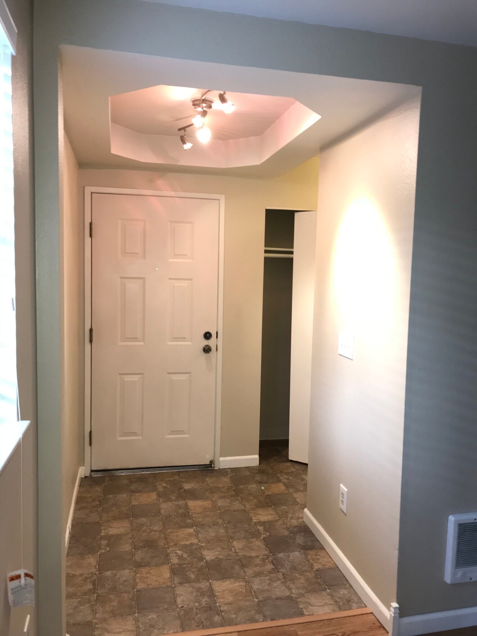 Building Photo - 5300 Harbour Pointe Blvd