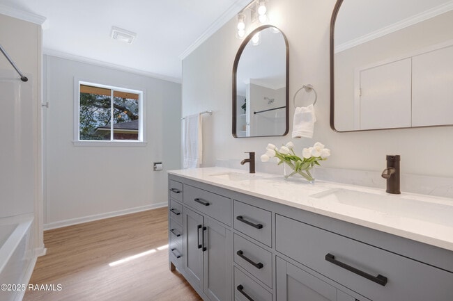 Building Photo - 17642 Pelican Rd