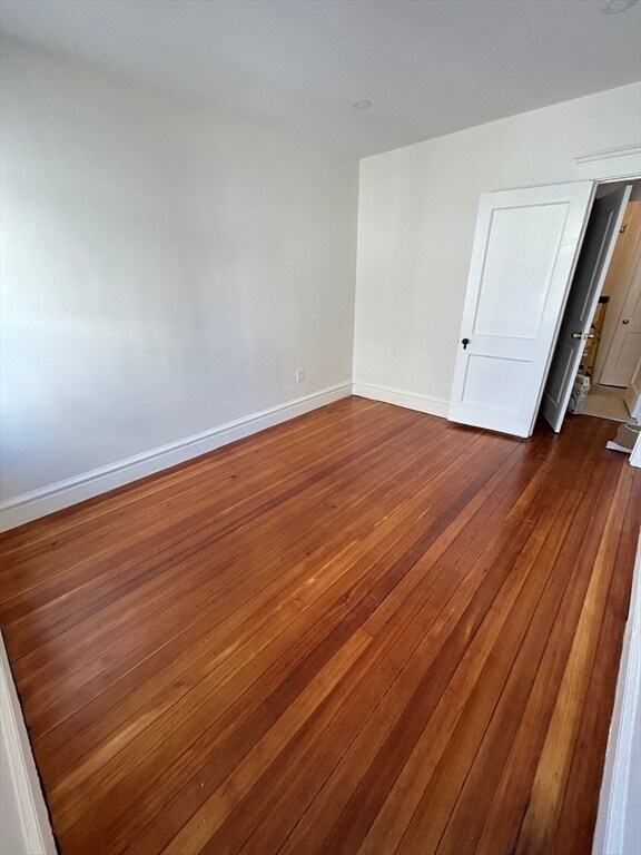 Building Photo - 105 Grovers Ave