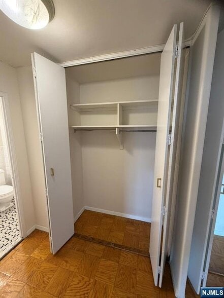 Building Photo - 39 E 39th St