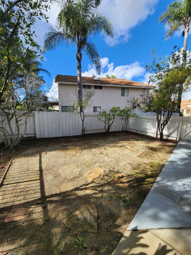 Building Photo - 4 Bedroom House in Penasquitos