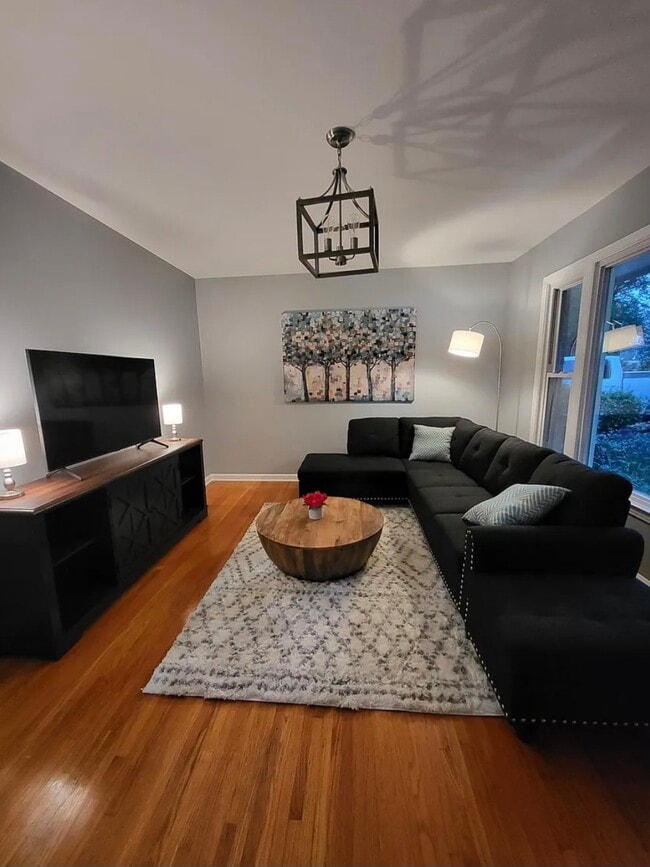 Primary Photo - 68 Durrett Dr