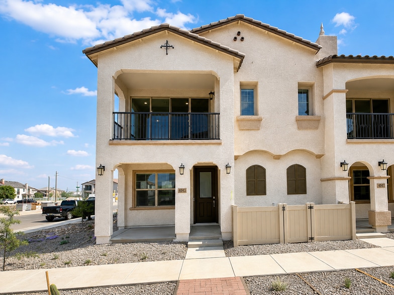 Building Photo - 4043 E Brisa Dr