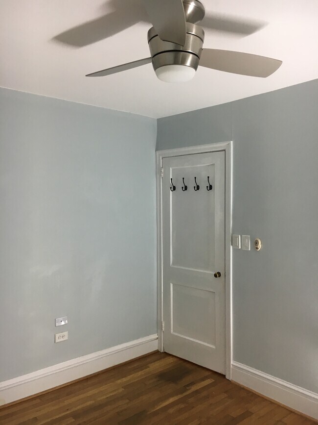 Building Photo - 912 Altavista Avenue