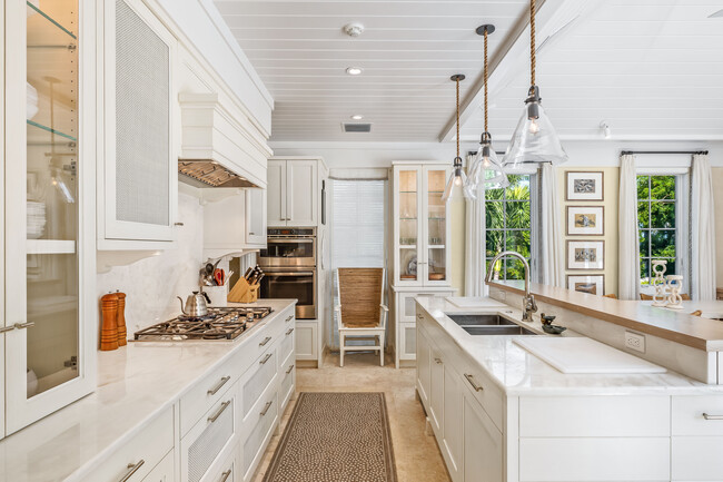 Building Photo - 2310 23rd St W