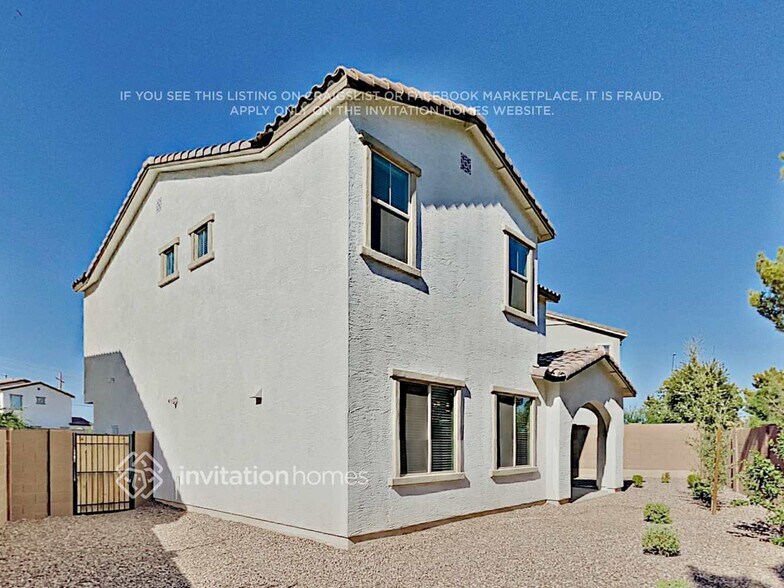 Building Photo - 658 N Sparrow Ct