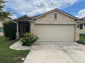 Building Photo - 206 Wisteria Way