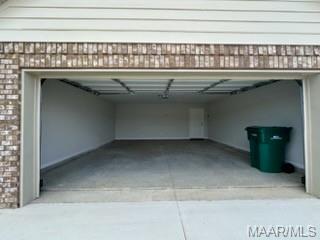 Building Photo - 220 Laila Wy