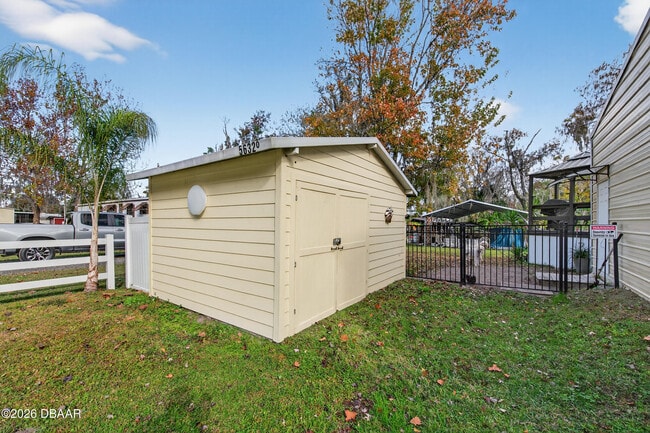 Building Photo - 56320 Cherry Tree Rd