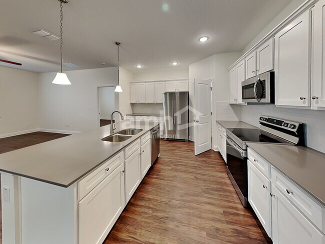 Building Photo - 2789 Ponds Trl