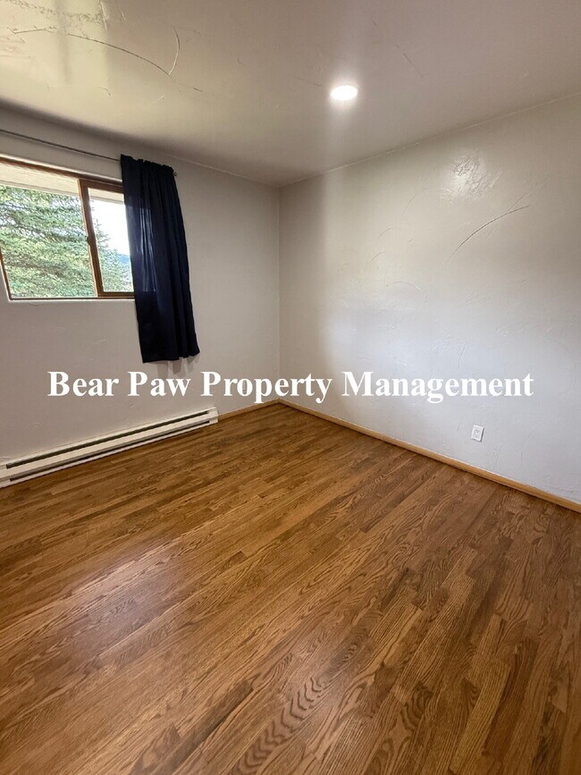 Building Photo - Large Ranch Style Home in Conifer!