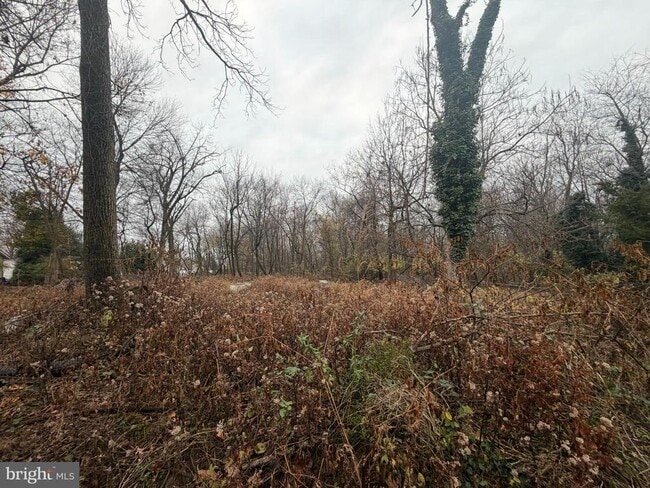 Building Photo - 2814 3rd St