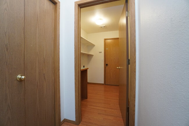 Building Photo - 82 3rd St