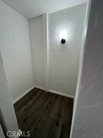 Building Photo - 6090 Saturn St