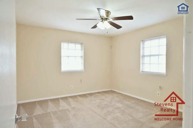Building Photo - 4175 Willard Dr