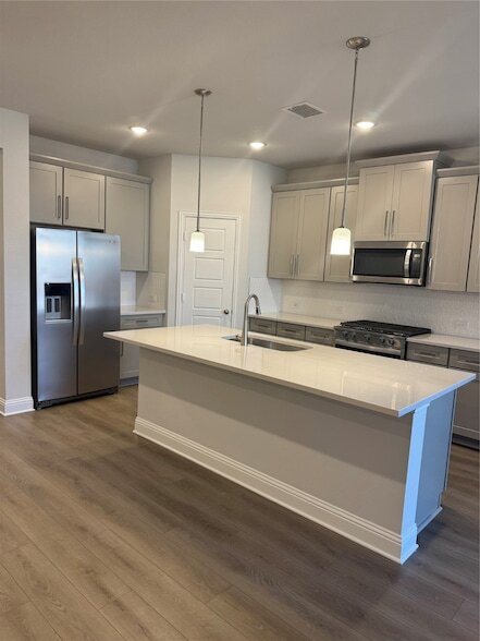 Building Photo - 3105 Buckeye St