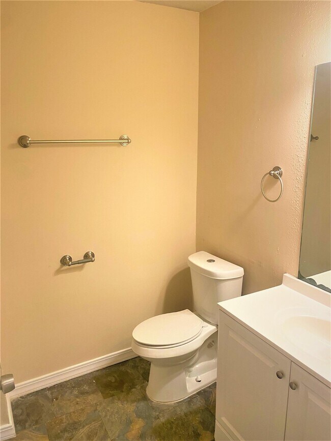 Building Photo - 4730 Hardwood Glen Dr