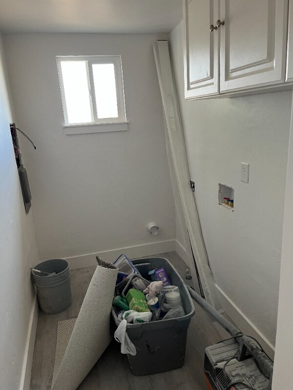 Building Photo - 658 Ann St