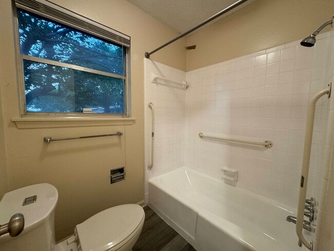 Building Photo - 4-Bedroom House for Rent in Killeen