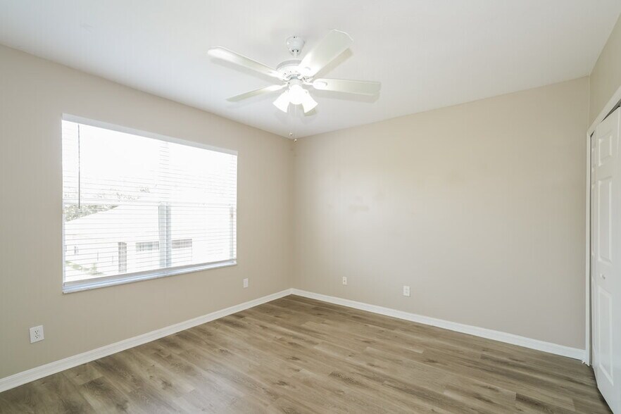 Building Photo - 4454 Hawksley Pl
