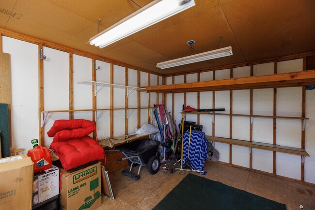 Building Photo - 13239 E 49th Dr