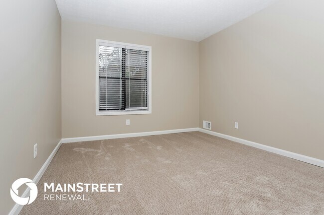 Building Photo - 3851 Sundowner Ct SE