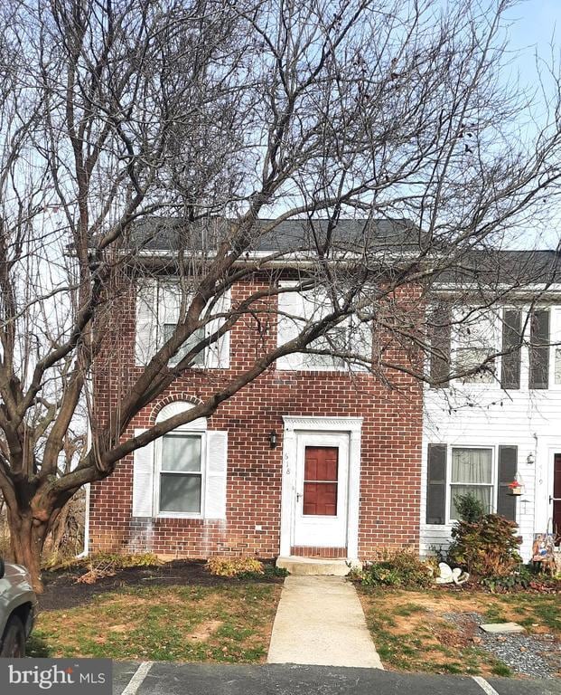 Building Photo - 618 Colonial View Rd