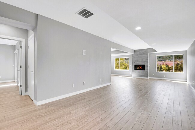 Building Photo - 28424 Tepees Way