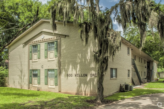 Primary Photo - Willow Drive Apartments