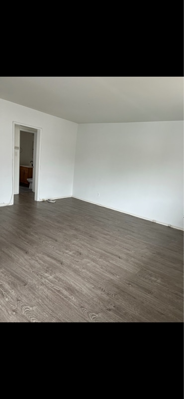 Building Photo - 3110 Livonia Ave